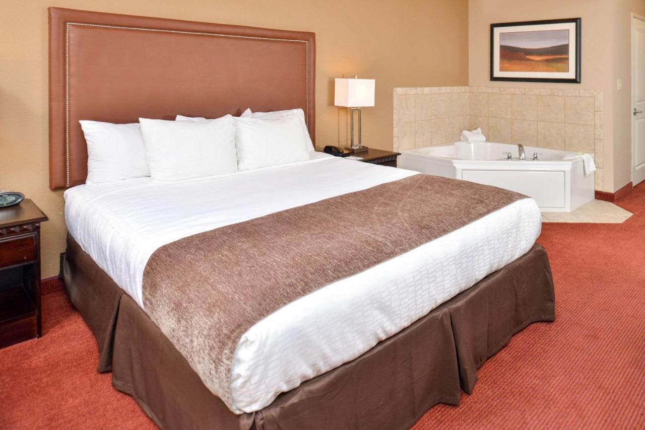 Hotel Vue, Ascend Hotel Collection Natchez Bagian luar foto