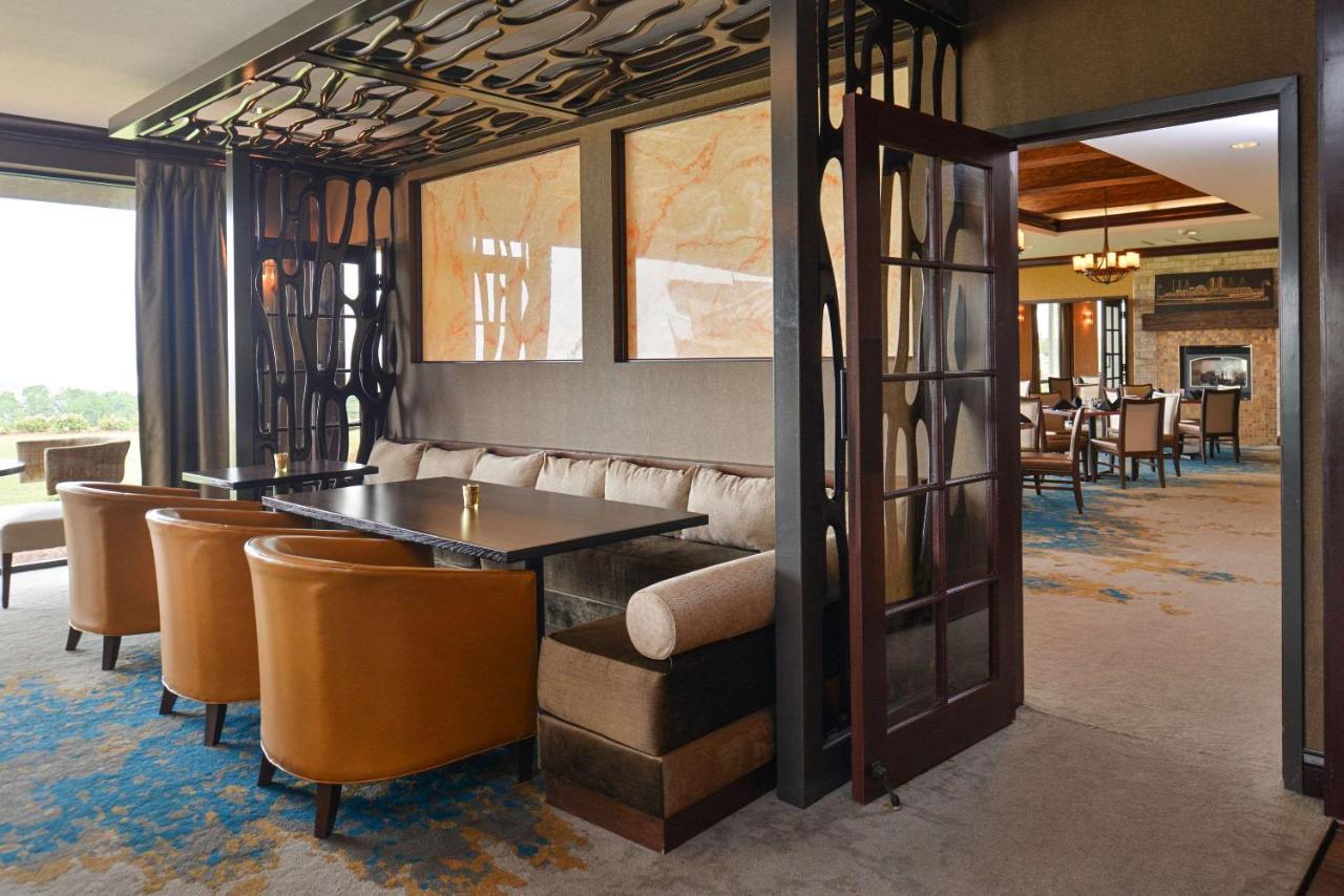 Hotel Vue, Ascend Hotel Collection Natchez Bagian luar foto