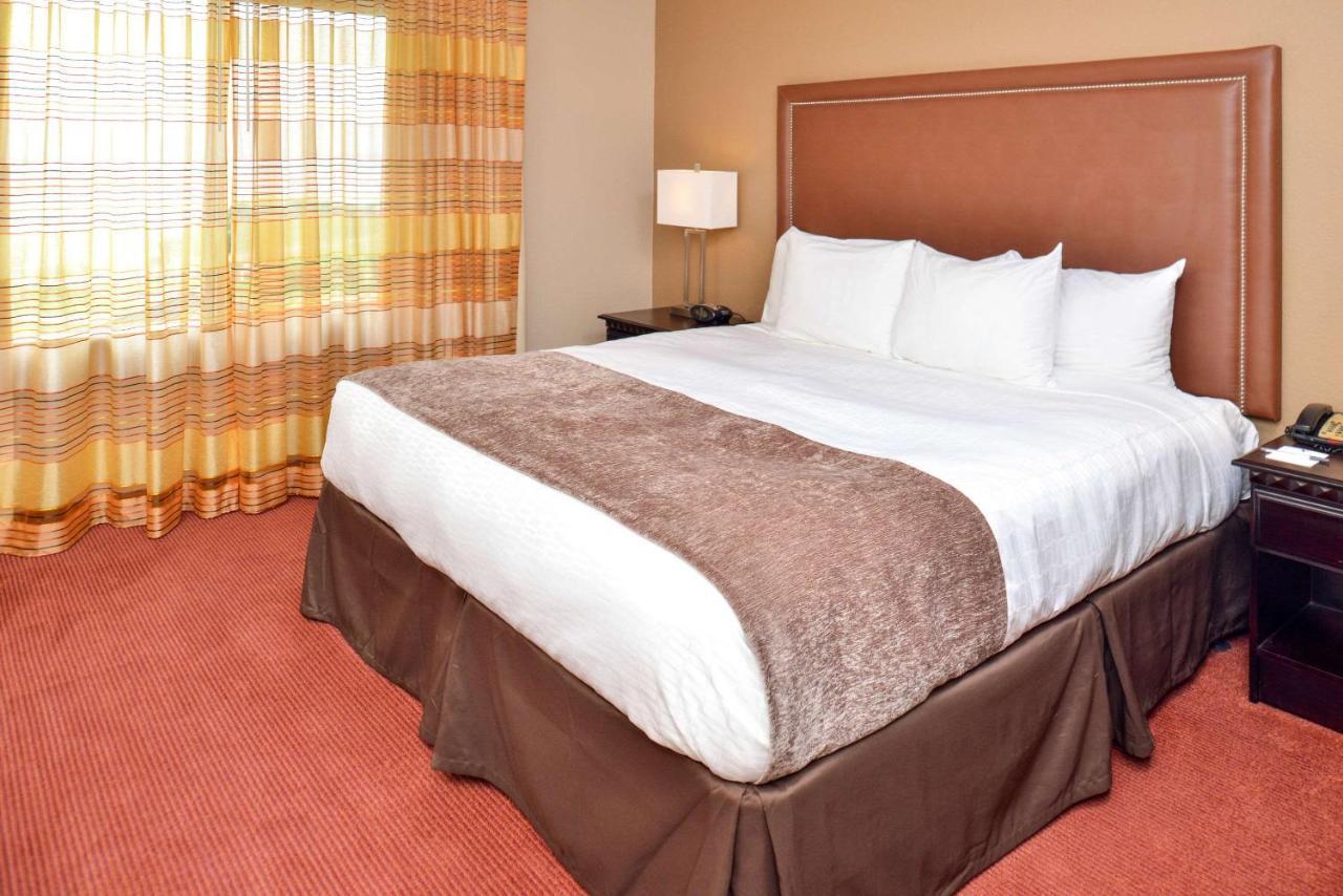 Hotel Vue, Ascend Hotel Collection Natchez Bagian luar foto