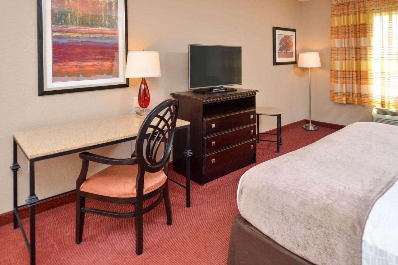 Hotel Vue, Ascend Hotel Collection Natchez Bagian luar foto