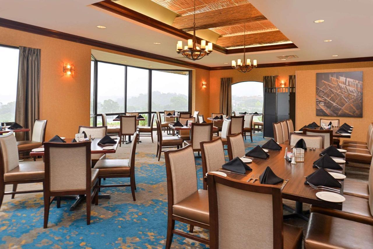 Hotel Vue, Ascend Hotel Collection Natchez Bagian luar foto