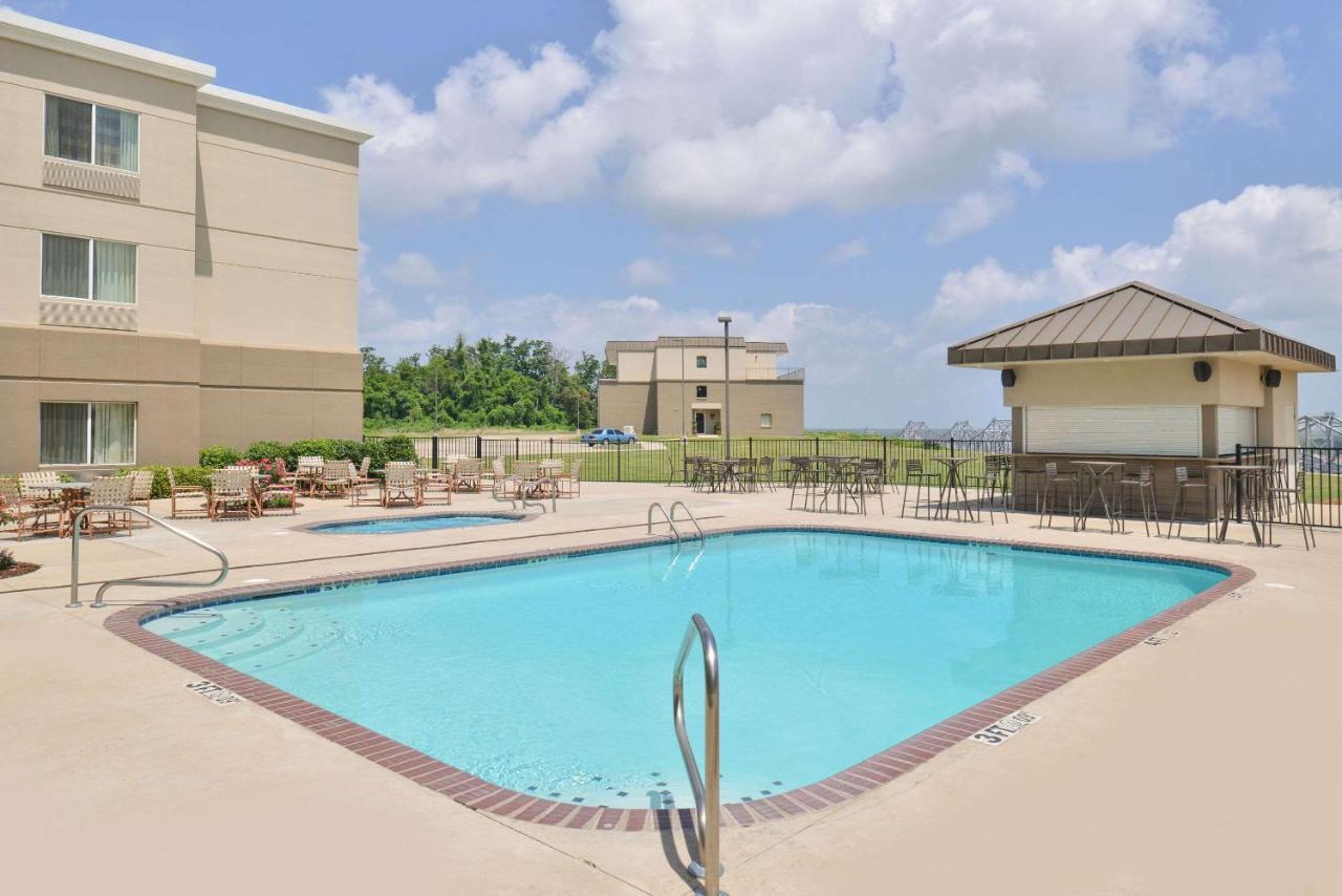 Hotel Vue, Ascend Hotel Collection Natchez Bagian luar foto