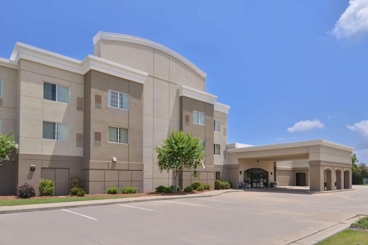 Hotel Vue, Ascend Hotel Collection Natchez Bagian luar foto